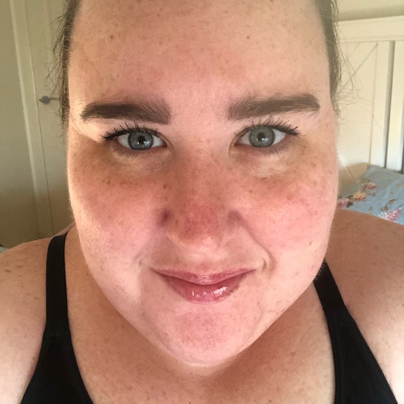 Meet your Posher, Bec - Picture 1 of 1